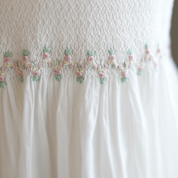 Strasburg Dress White Smocked Embroidered Girls Size 6 Spring Special Occasion - Picture 3 of 7